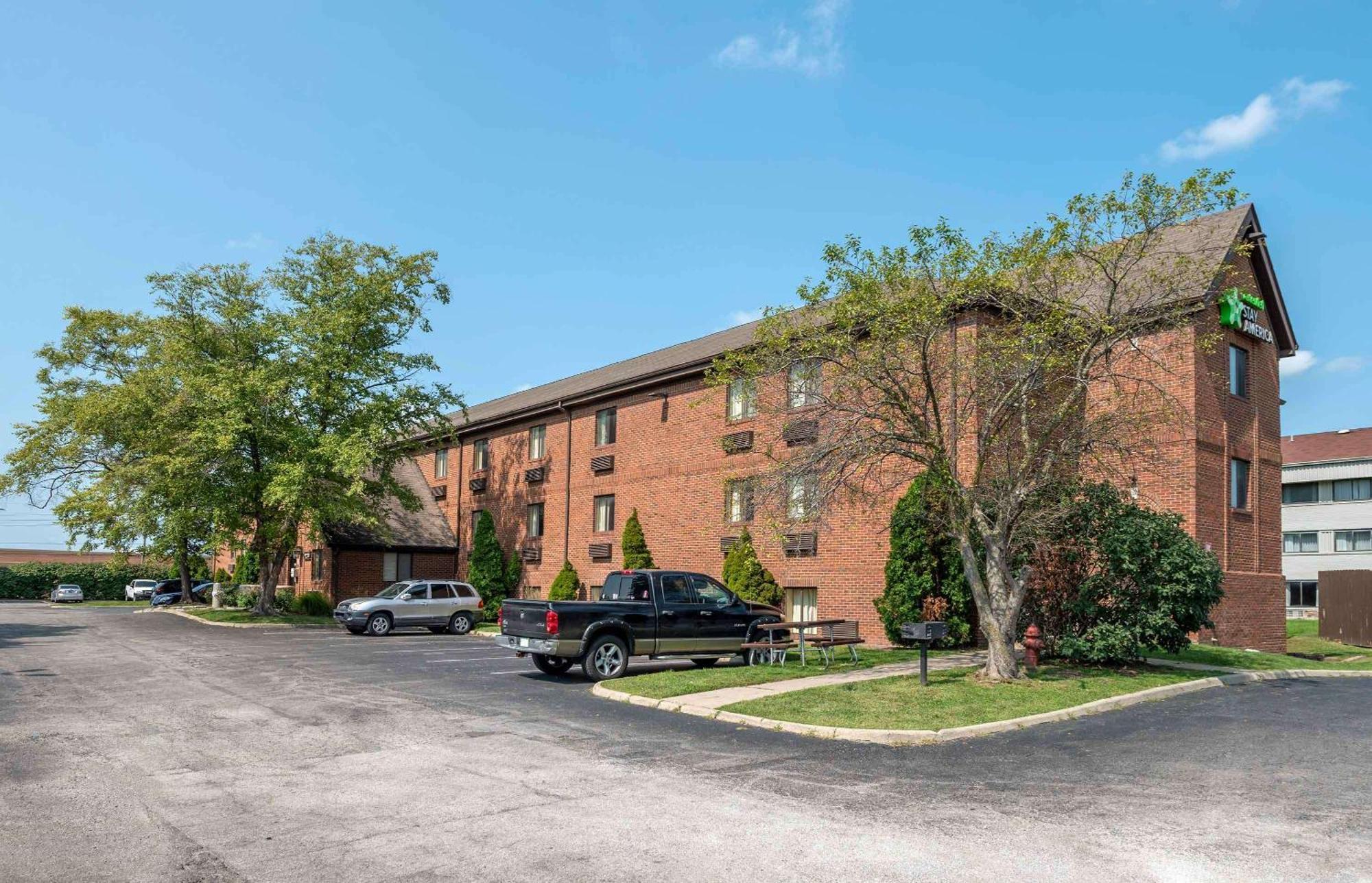 Suburban Studios Indianapolis Northwest - College Parks Exterior foto